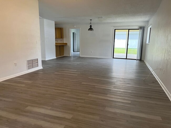 Photo - Single Family Home with new Flooring!