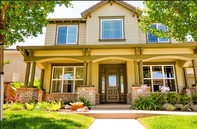Photo - For Rent – Spacious 4-Bedroom Home with Bo...