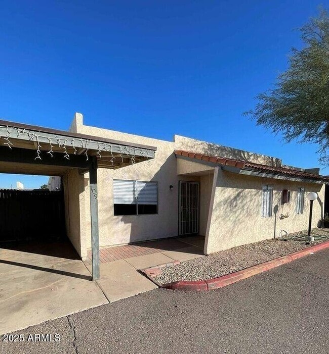 Photo - 6531 N 67th Ave Unidad 109