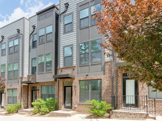Building Photo - 831 Anderson St Rental