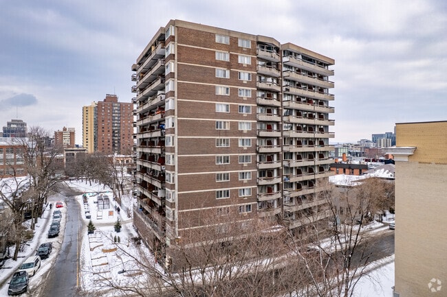 Photo - Le Saint-Urbain