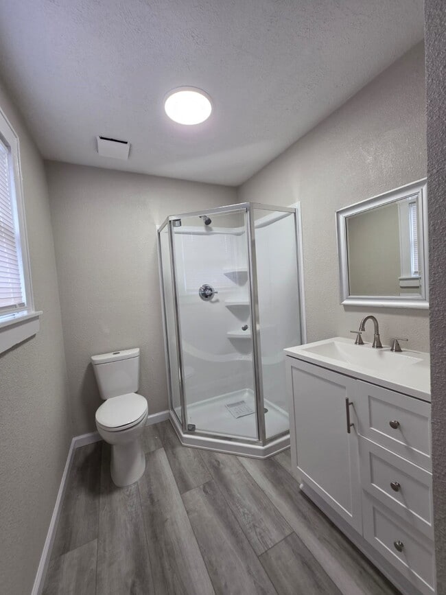 Building Photo - 222 E Pearce St Unit A Rental