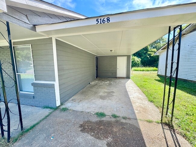 Photo - 5168 Corkwood Dr