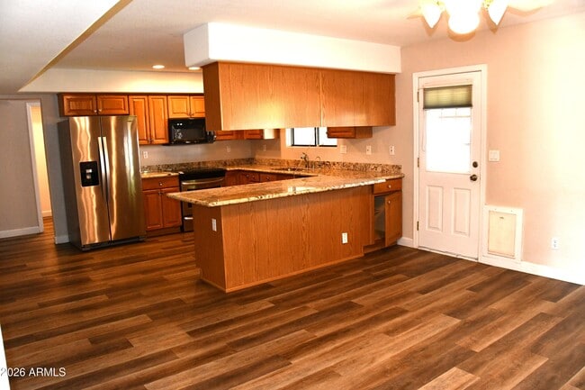 Photo - 1346 W 13th St