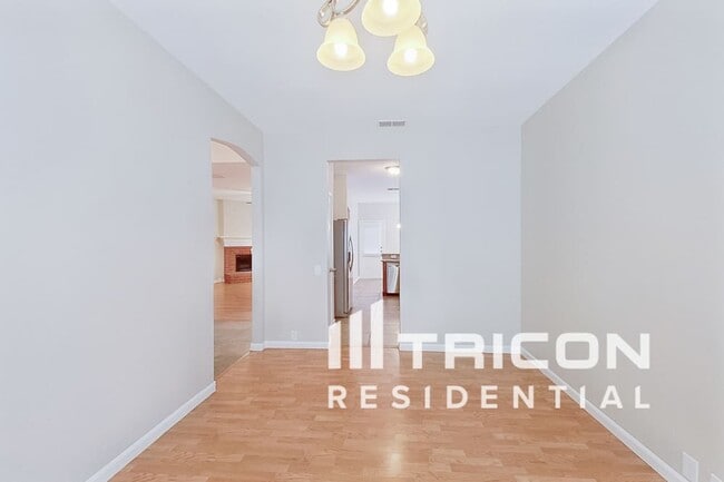 Photo - 4733 Grant Park Ave