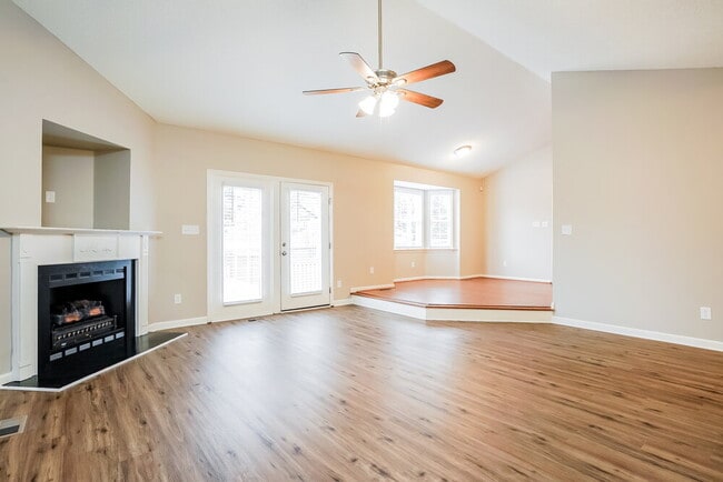 Photo - 77 Smiths Creek Dr