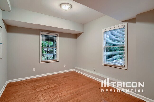 Photo - 1916 Lilac Ridge Dr