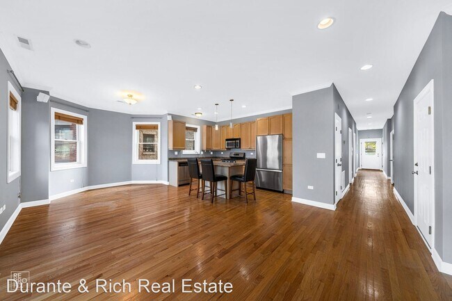 Photo - 2 br, 2 bath House - 3436 N Ashland Unit 2s