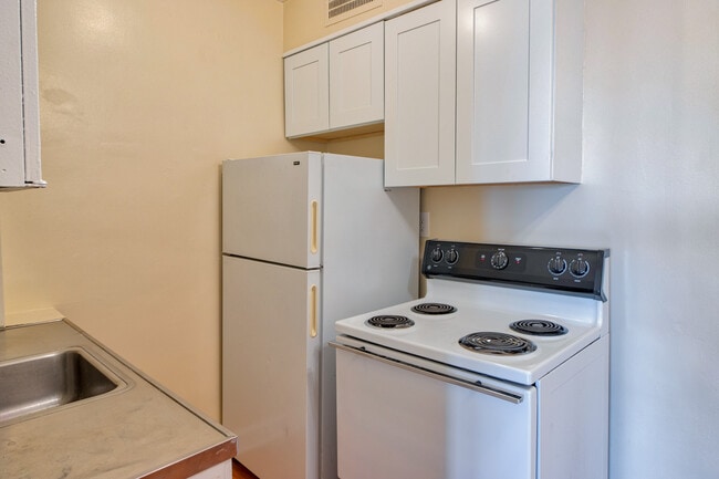 1 Bedroom Kitchen