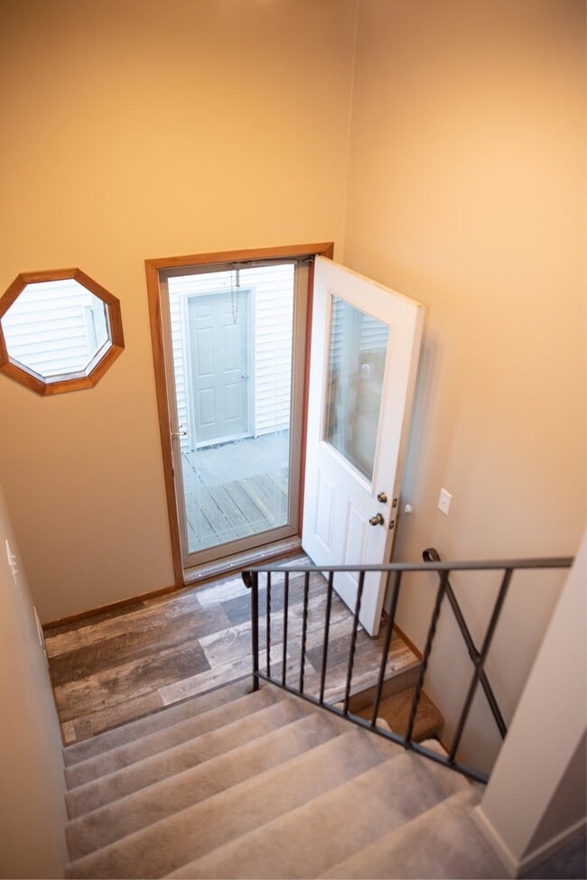 Building Photo - 10646 Hummingbird St NW Rental