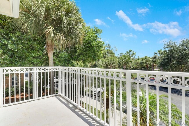 Photo - 9211 Myrtlewood Cir W