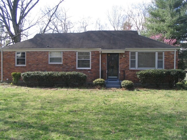Building Photo - 501 Landon Dr