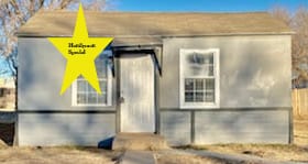 Building Photo - 806 N Detroit Ave