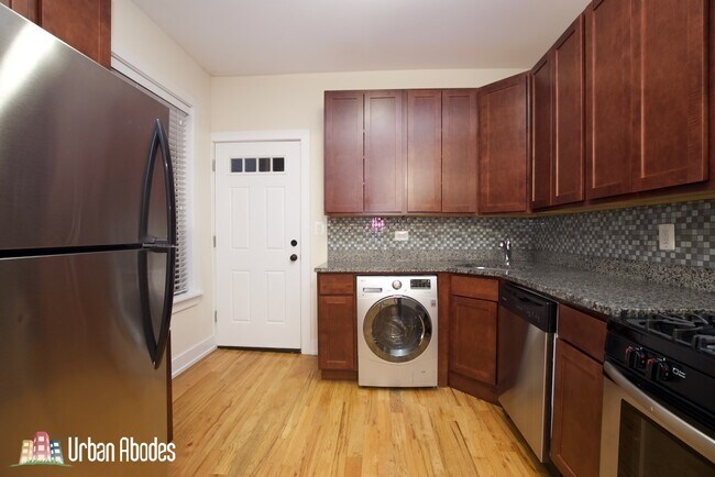 3522 N Racine Ave Unit A05C
