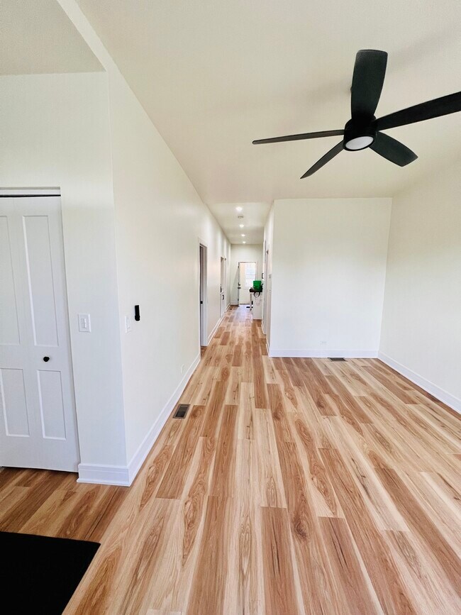 Photo - 1906 W 34th Pl