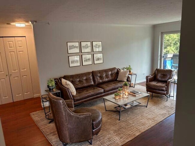 Photo - 65 N Clarkson St