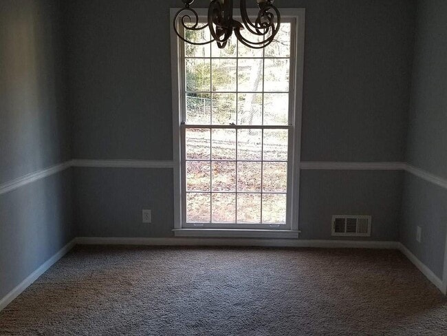 Photo - 4077 Linda Ln SW