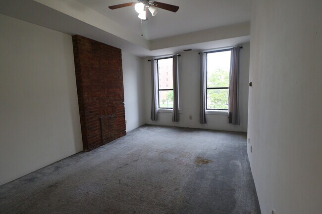 Photo - 115 Calhoun St Unit 2