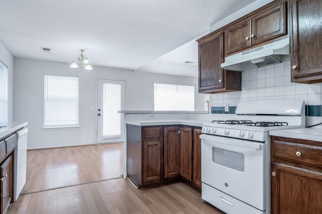 Photo - 5700 SE 87th St