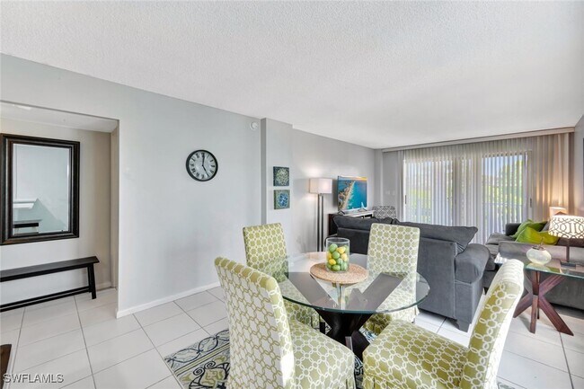 Photo - 1300 Gulf Shore Blvd N Unit 407