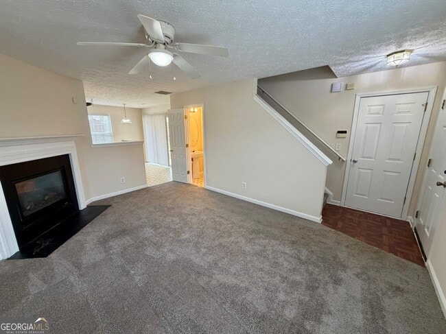 Photo - 235 Meadowridge Dr