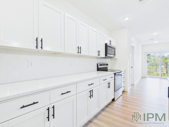 Photo - The Flats at Hampden