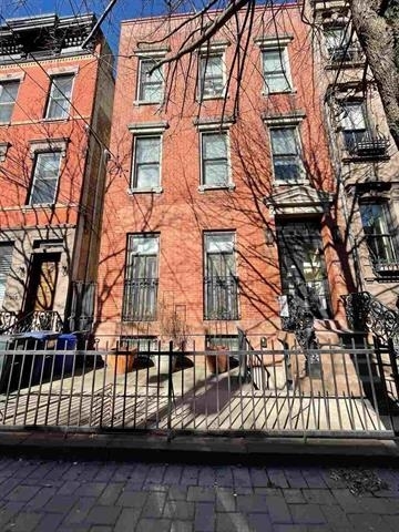 Photo - 916 Bloomfield St Condo Unit B