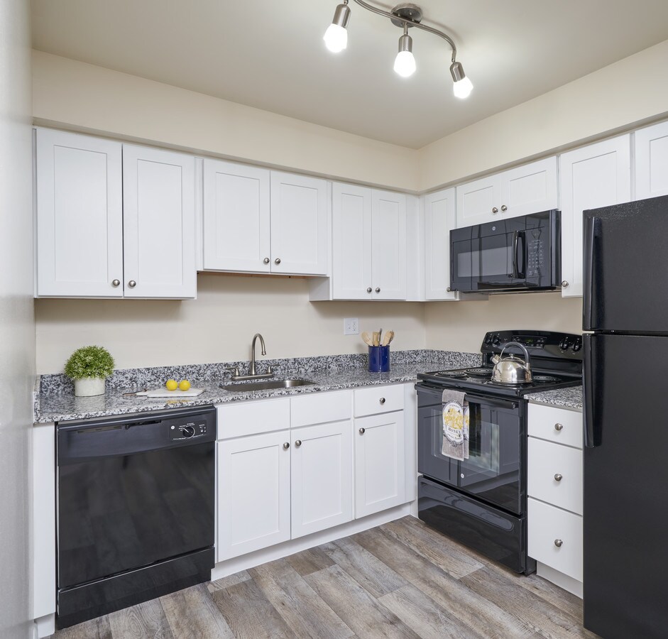 Village Square Apartments For Rent In Bensalem