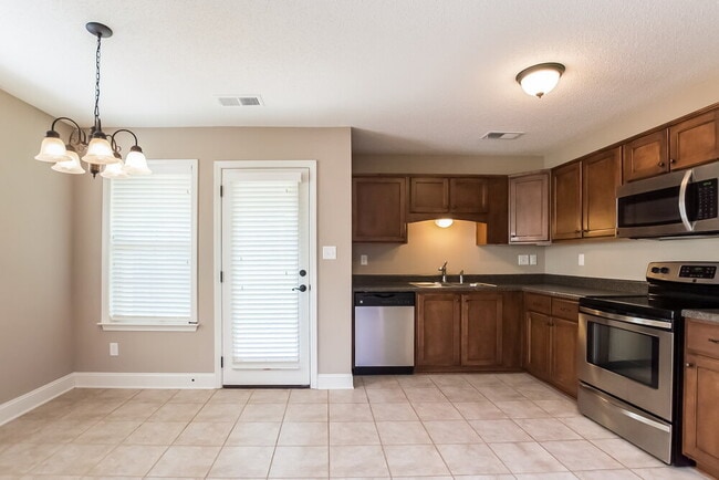 Photo - 1367 Arbor Lake Dr S