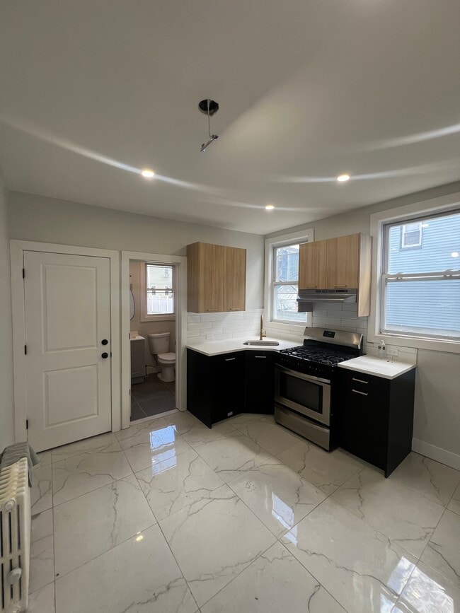 Photo - 577 13th Ave Unidad 1