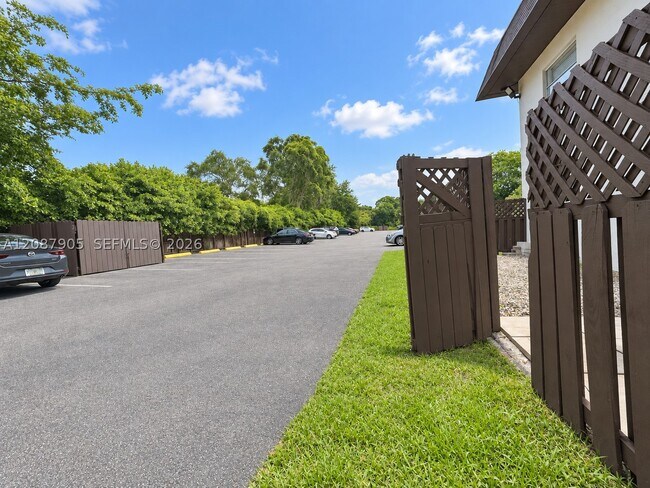 Photo - 8475 SW 94th St Unit 108E