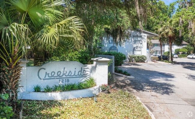 Creekside Apartments - Creekside Apartments