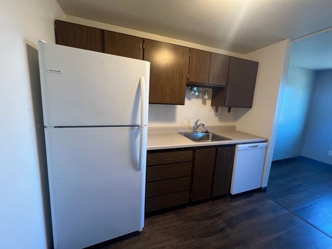 Photo - 2191-2191 Hamilton Ave Unit 6