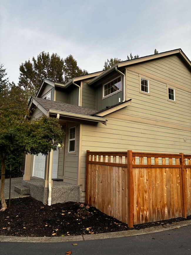 Photo - 703 Kodiak Ln