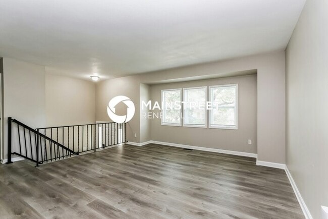 Photo - 4 Bedroom Pet-Friendly Home in Columbus, OH with Main Street Renewal