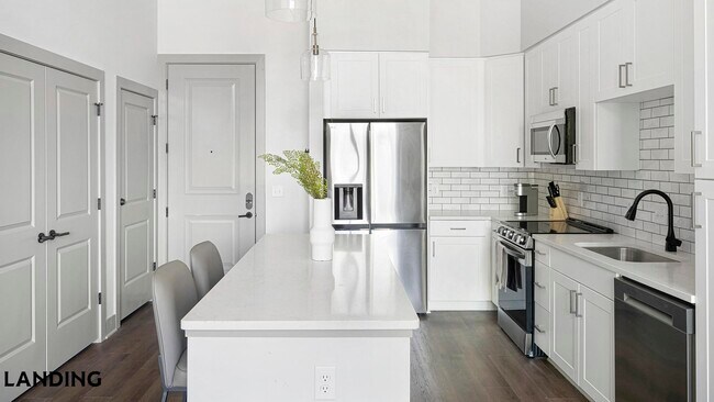1310 Hillside Ave Unit 306
