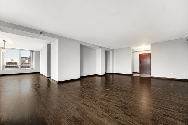 Photo - 33 W Ontario St Unit 53AB