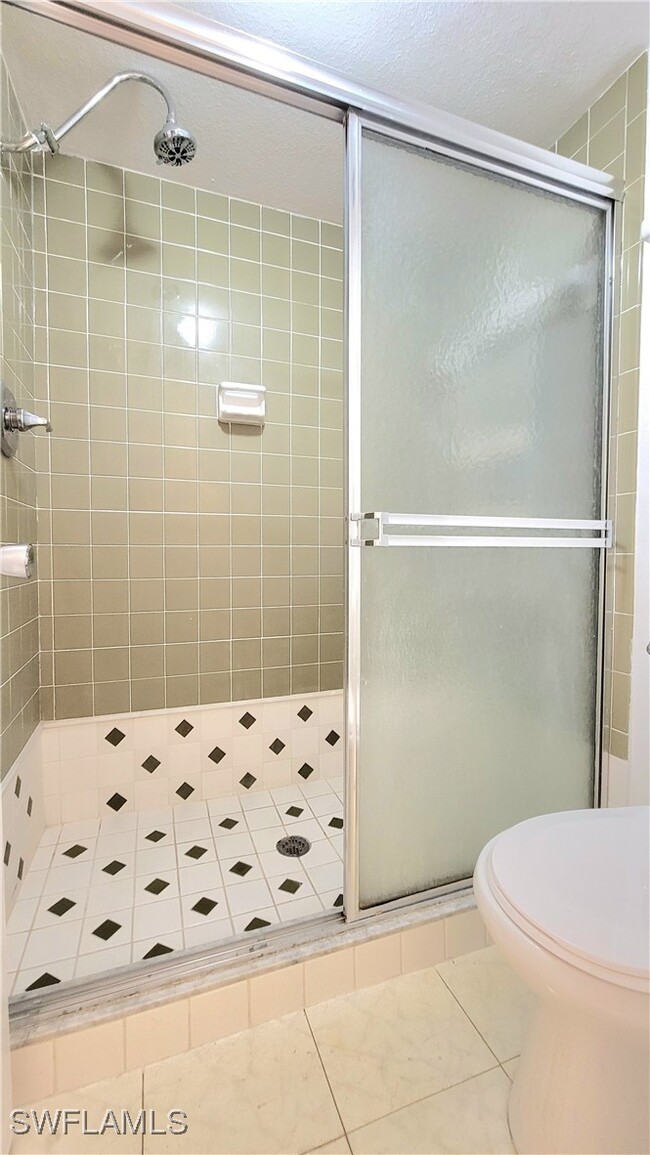 Photo - 300 Valley Stream Dr Unit A7