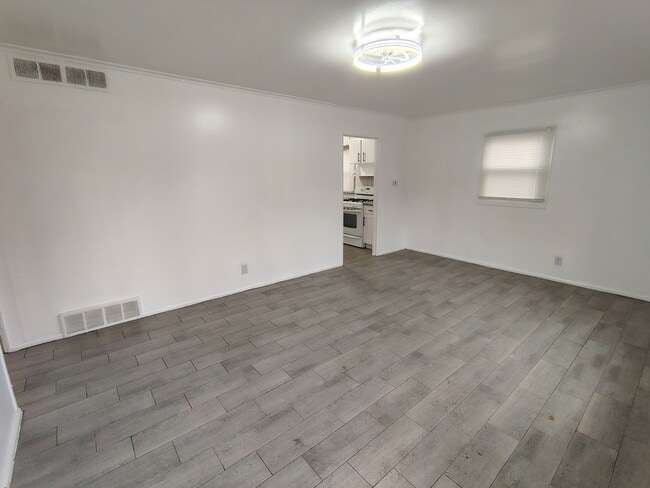 Photo - 2916 Garfield Dr