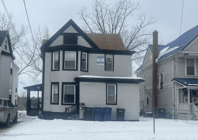 Photo - 141 Lexington Ave