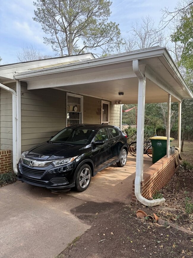 Photo - Cute Three Bedroom Near Piedmont Hospital