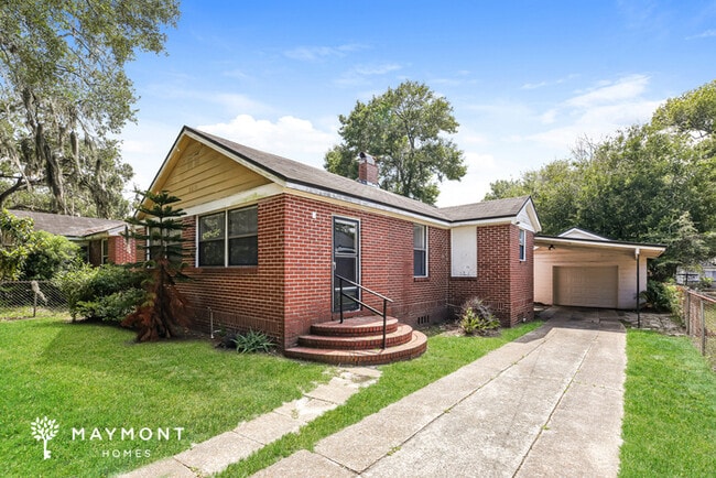 Photo - 5610 Perry St