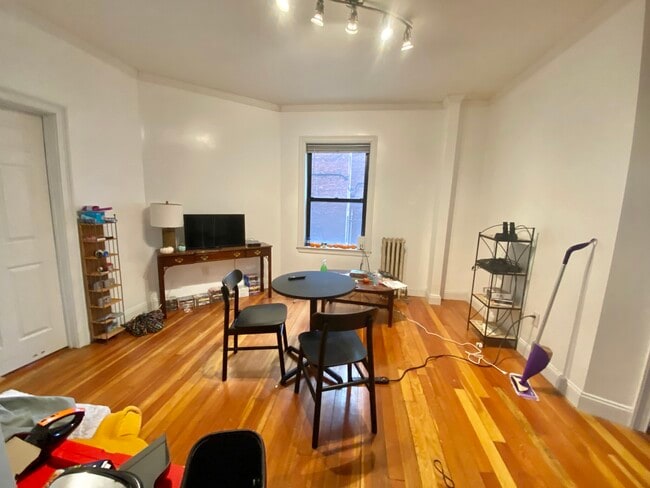 235 Harvard Ave Unit 3