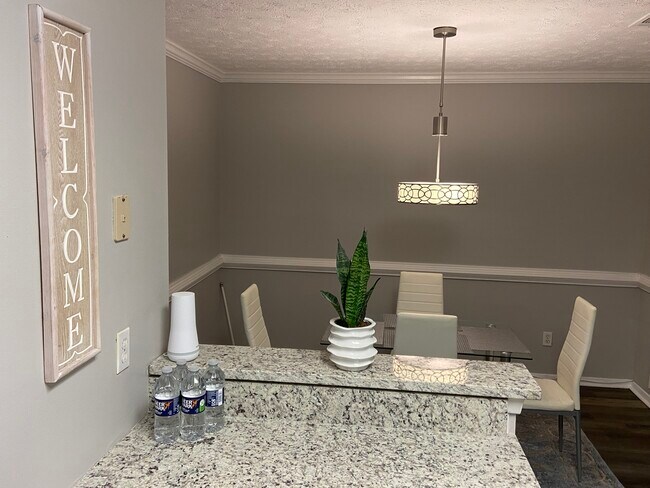 Photo - 5743 Wells Cir