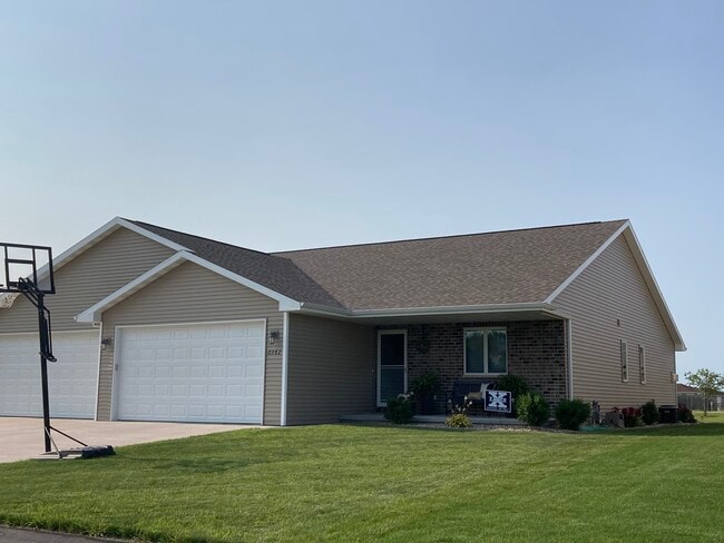 Building Photo - 2382 Jacobsen Rd