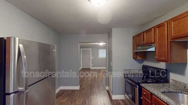 Photo - 88 W Park Dr