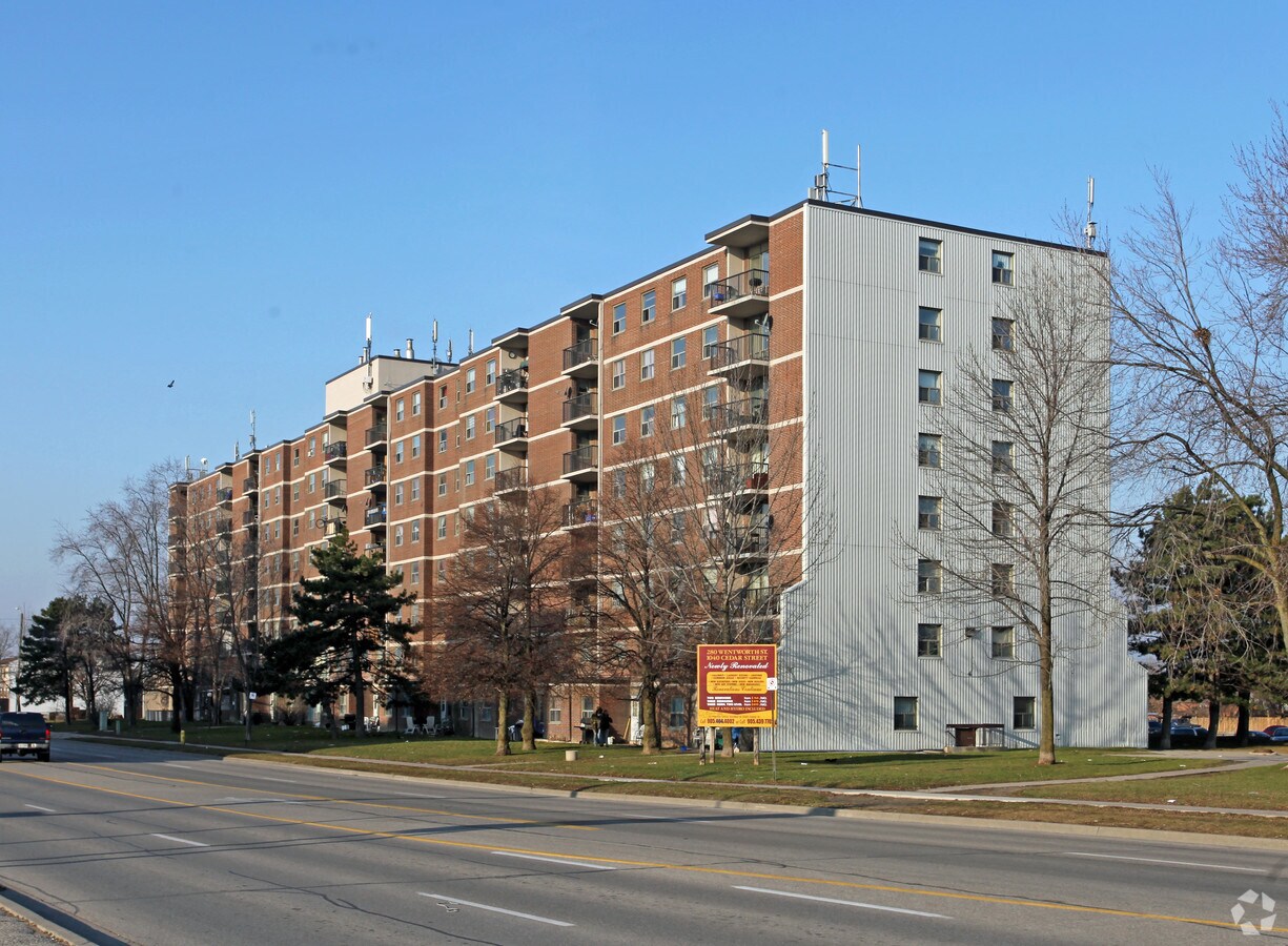 Primary Photo - Cedar-Wentworth Apartments