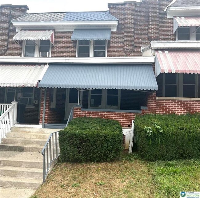 Building Photo - 221 E South St