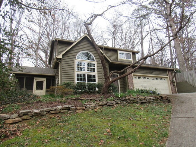 Building Photo - Private West Knoxville Retreat | 3BR Home Near Turkey Creek & Pellissippi