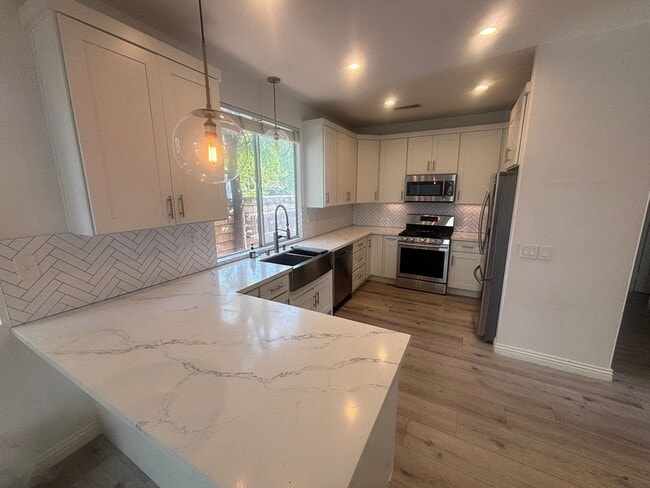 Photo - Beautiful 3-Bedroom Home with Covered Patio in Valencia!